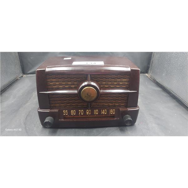 Emerson 587A 1949 Bakelite tube table radio, tested