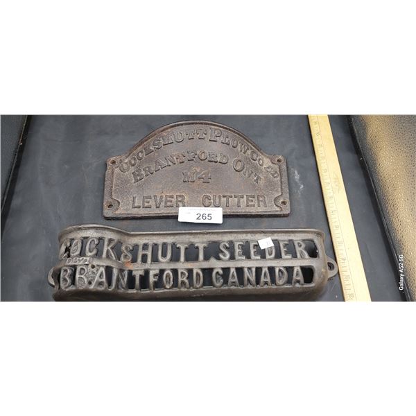 2 cast iron stove plates/grille etc