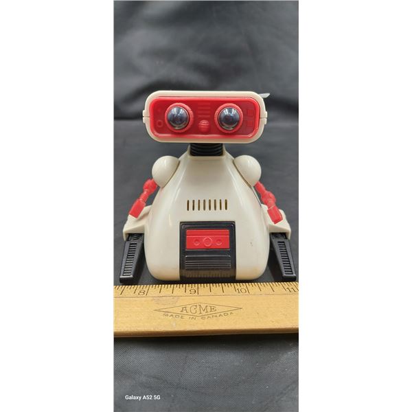 Vintage robot toy 4"