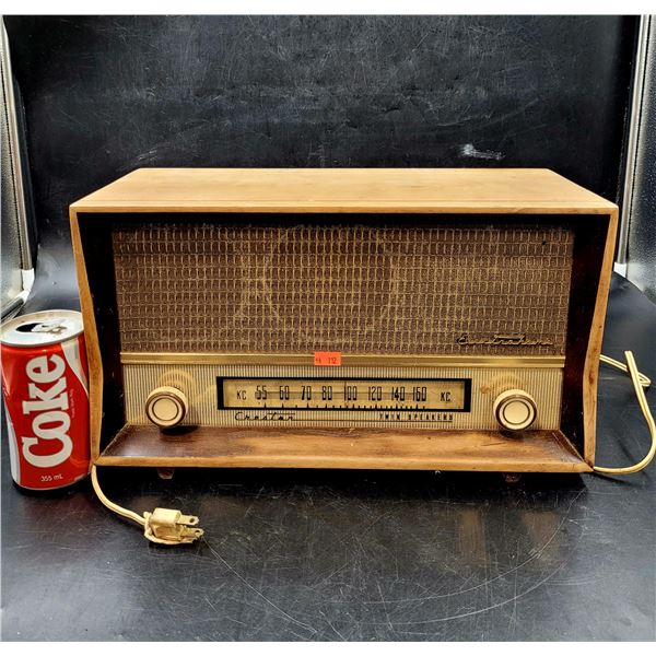 Vintage Electrohome Creston Twin Speaker AM Radio (working)
