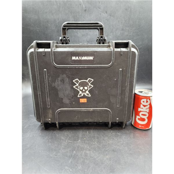 Maximum Storage Case