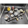 Image 1 : Headlight & Emblem Lot