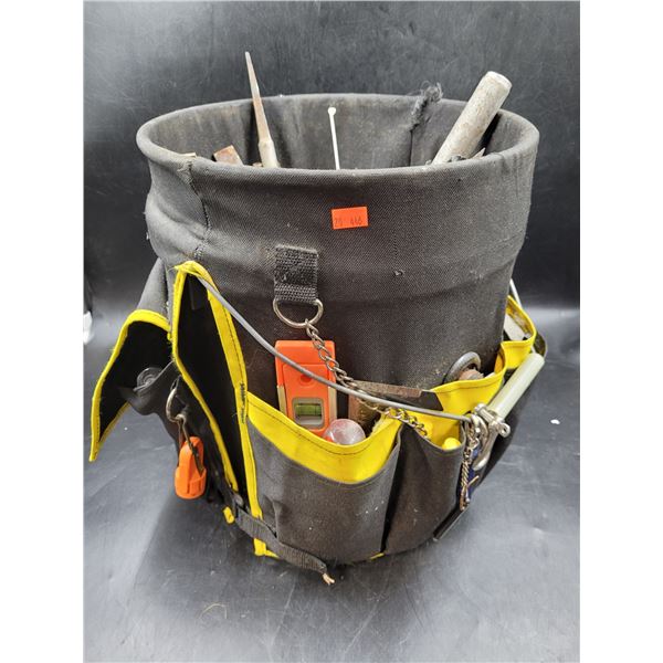 Bucket & Tools Lot
