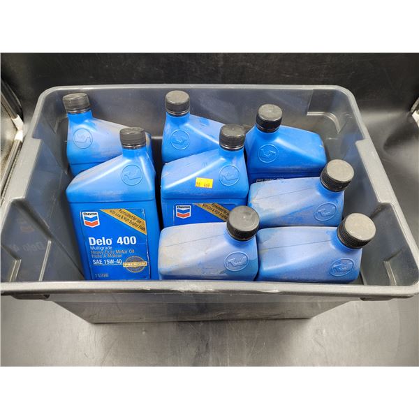 Box Full Of Chevron Delo 400 Multigrade Heavy Duty Motor Oil