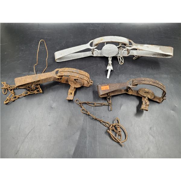 Vintage Leg Trap Lot