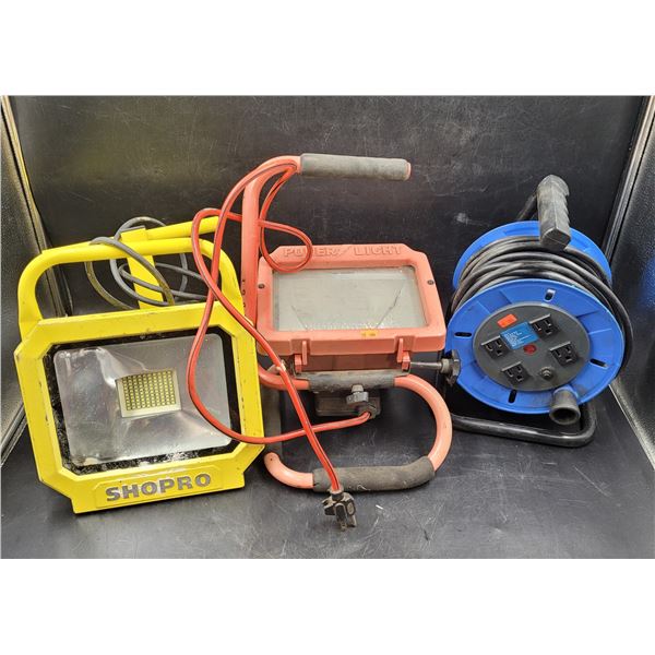 Extension Cord Outlet Power Bar & Portable Lights