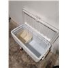 Image 2 : White Coleman Cooler