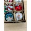 Image 3 : 12 Vintage Christmas Balls / Ornaments - see all photos