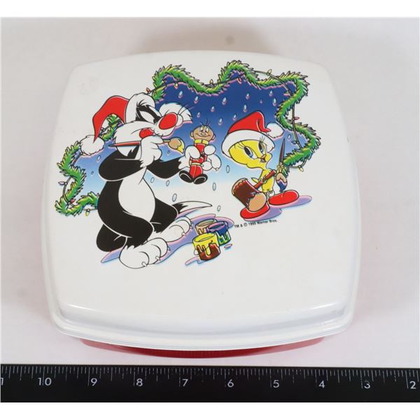 VINTAGE 1995 WARNER BROS CHRISTMAS THEMED TWEETY