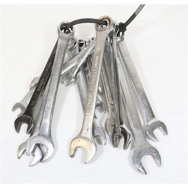 BUNDLE OF ASSORTED WRENCHES
