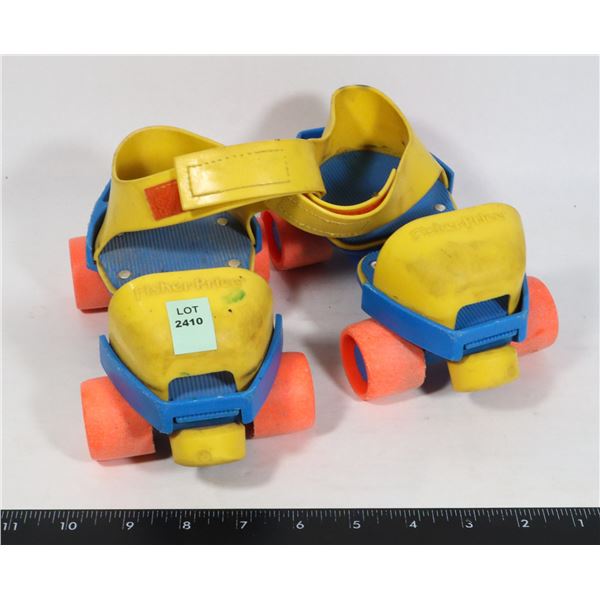 VINTAGE FISHERPIRCE KIDS ROLLER SKATES