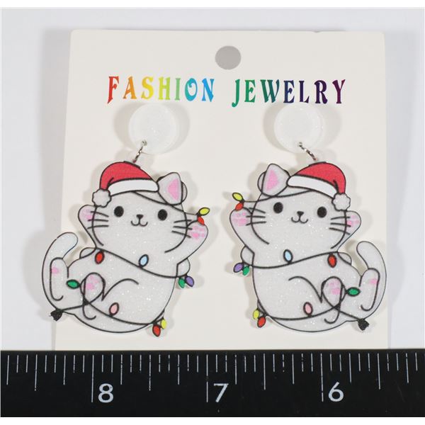 NEW CHRISTMAS CAT DROP EARRINGS
