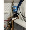 Image 1 : water pressure system