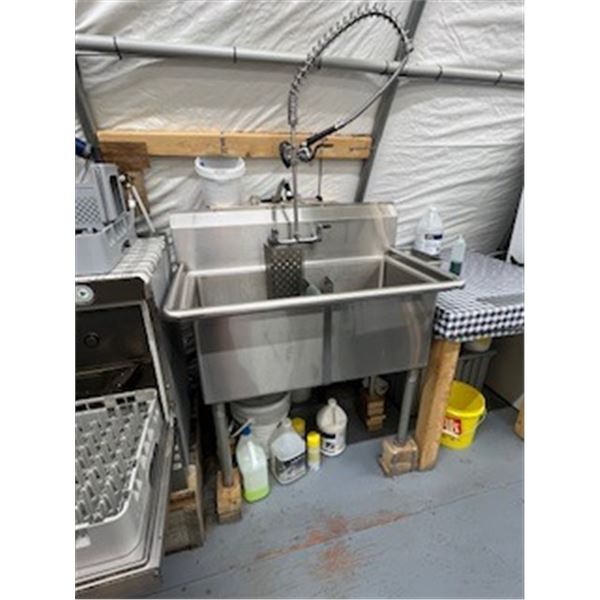 Sink with sprayer unit
