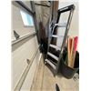 Image 1 : Ladder - 5 ft
