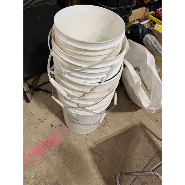 5 gallon empty pales