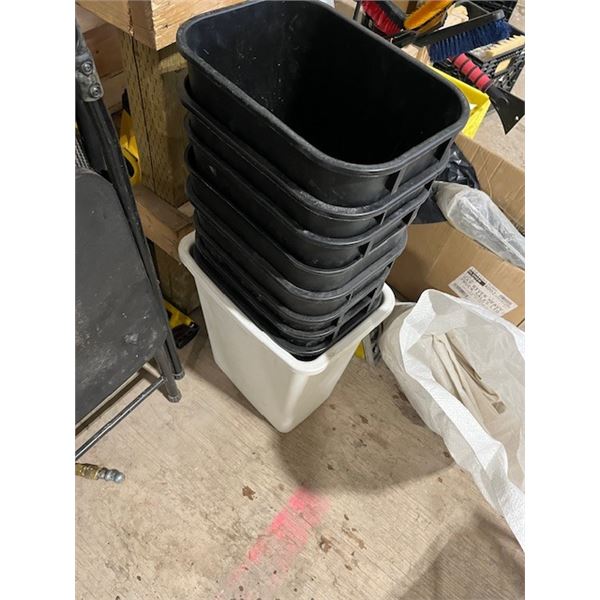 small garbage cans