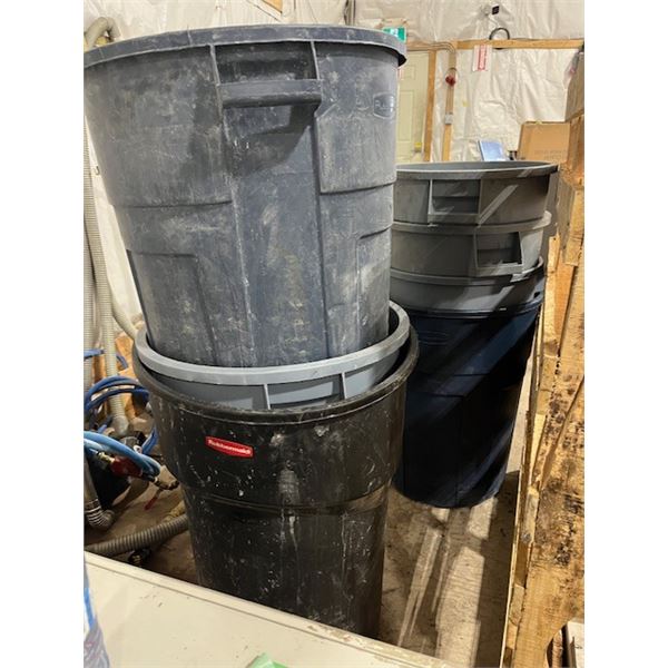 misc Garbage Cans