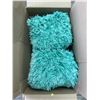 Image 3 : 1 Faux Fur Shaggy Fluffy Comforter Bedding Set - Full/Queen Size - 3PC - Aqua/White Colour