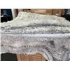 Image 4 : 1 Large Shaggy/Fuzzy Plush Soft Area Rug - 10Ft x 8FT - Light Grey - New