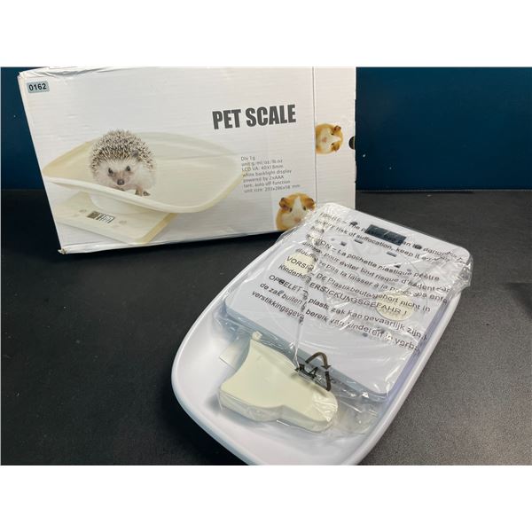 1 Digital Pet Scale - For Small Pets up to 22LB - Brand New