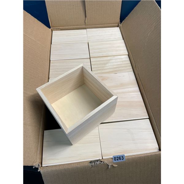 Box of 12 Wood Square Succulent Planter Pots - 4" Size - New