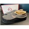 Image 3 : 1 Pair of Everfoams Men's Micro Suede Slippers - Grey - Size 12 - New in Box