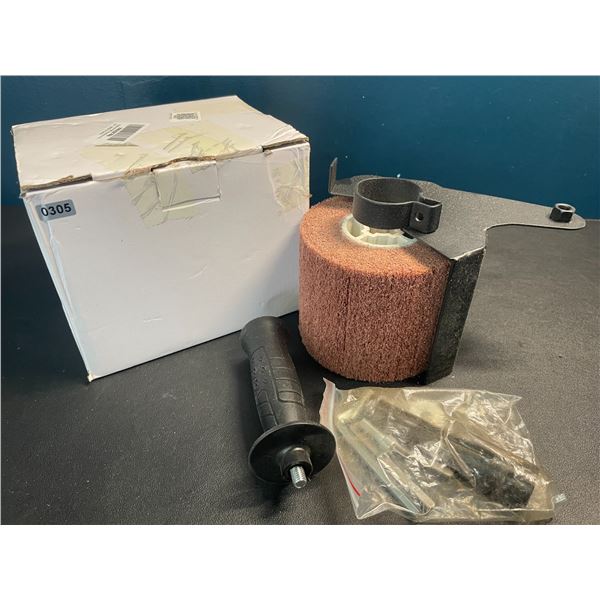1 Angle Grinder Polishing Accessory Kit - Brand New