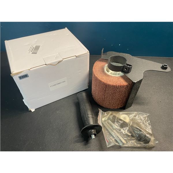 1 Angle Grinder Polishing Accessory Kit - Brand New