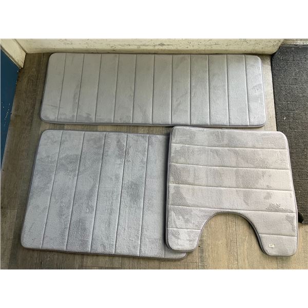 Set of 3 Plush Bathroom Mats - Grey - New (See Photos - Tear/Cut on Back of One Mat)