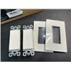 Image 2 : 1 Box of 3-Way Rocker Light Switches w/ Screwless Wall Plates - 10 Pack - Open Box