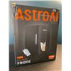 Image 1 : 1 ASTROAI 6L Mini Fridge - Black - 8-Can Capacity - Brand New!