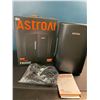 Image 1 : 1 ASTROAI 6L Mini Fridge - Black - 8-Can Capacity - Brand New!
