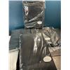 Image 2 : Pack of 6 Round Table Cloths - Black - 90inch - Brand New