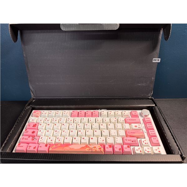 Surmen V400 Wired Mechanical Aesthetic Keyboard