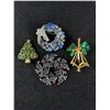 Image 1 : Vintage Christmas Brooches