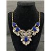 Image 2 : 2 Vintage Necklaces