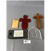 Image 2 : Lot of Vintage Religious Items, Pictures, Crosses , Crucifix