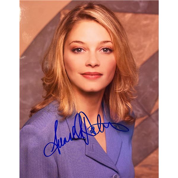 Amanda Detmer signed photo