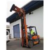 Image 1 : Toyota 42-5FG25 Forklift w/ Rotating Paper Roll Clamp Attachment (Starts & Runs See Video)