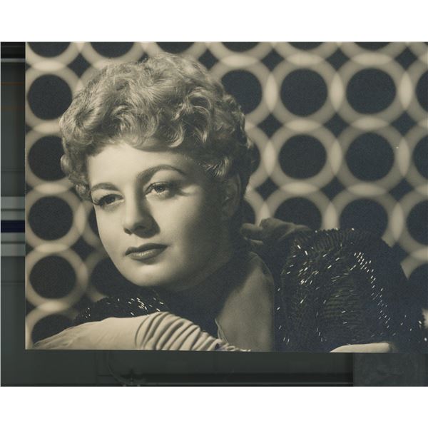 Shelley Winters photo