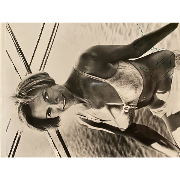 James Bond Honor Blackman signed photo