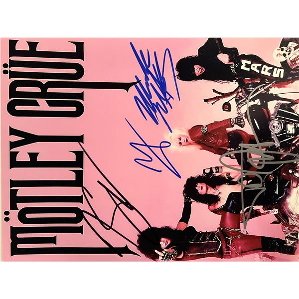 Motley Crue band signed photo