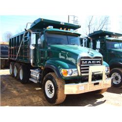 2006 MACK CV713 TRI-AXLE DUMP