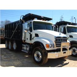 2006 MACK CV713 TRI-AXLE DUMP