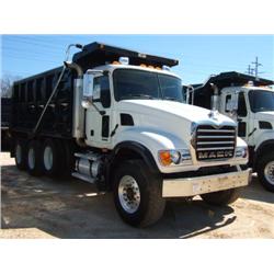 2006 MACK CV713 GRANITE TRI-AXLE DUMP