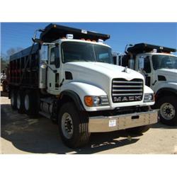 2006 MACK CV713 TRI-AXLE DUMP