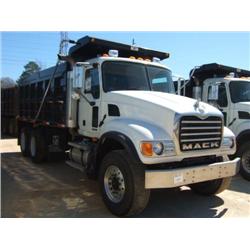 2006 MACK CV713 T/A DUMP