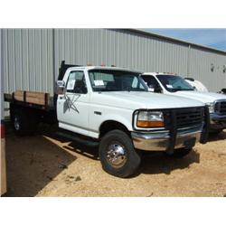 1992 FORD F450 FLATBED