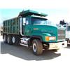 Image 1 : 1999 MACK CL713 TRI-AXLE DUMP